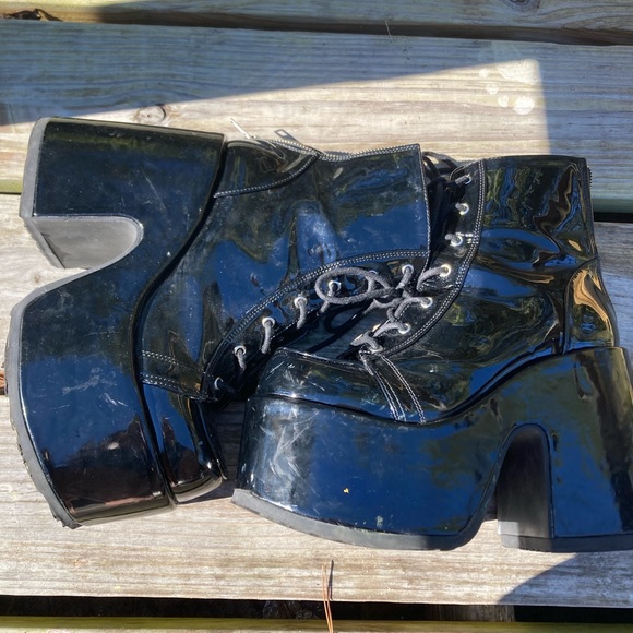 black demonias - Picture 5 of 6